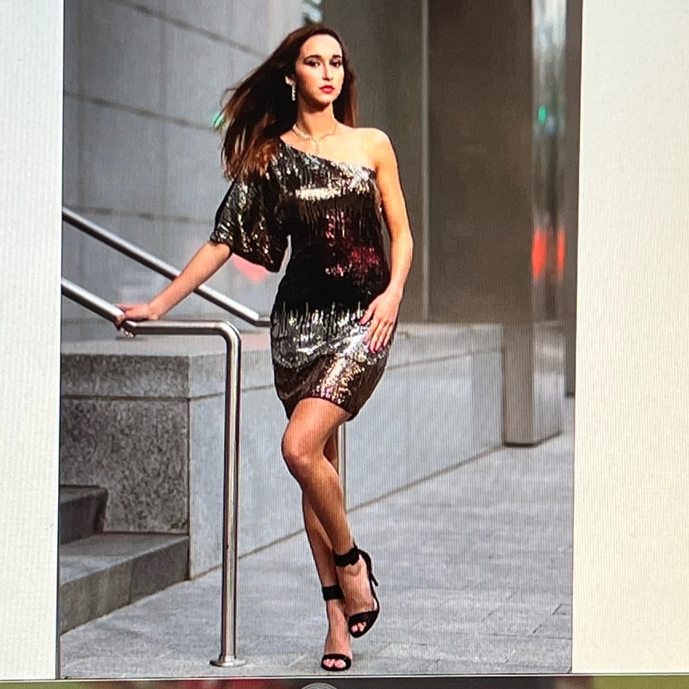 BISOU BISOU one shoulder lined sequin dress Size 4
